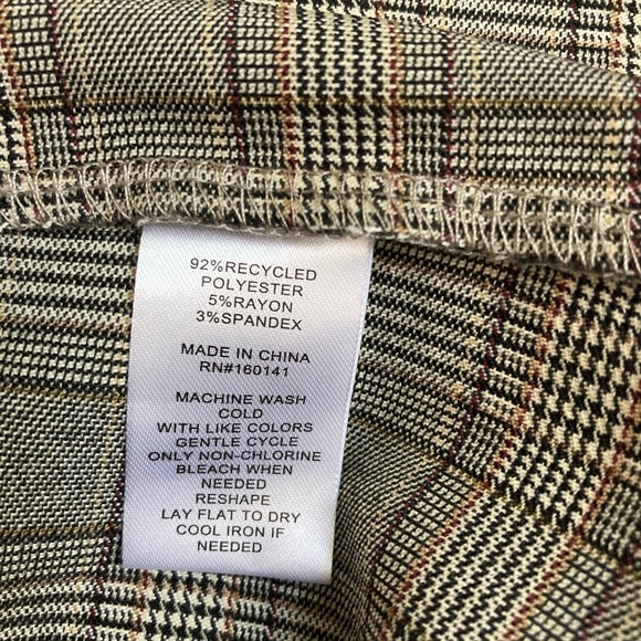 NWT 89 TH & Madison plaid suit, fall and spring jacket rolled cuffs 1X - Picture 15 of 15